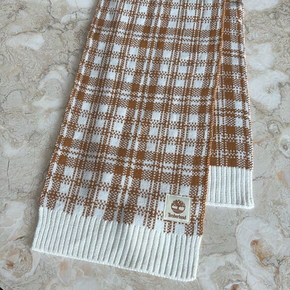 NWT Timberland Scarf Wheat Plaid One Size Winter Fall Logo - Picture 5 of 9